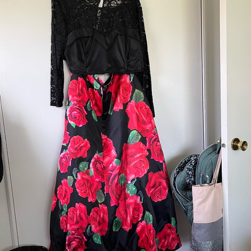 Elegant Black and Red Floral Prom Dress